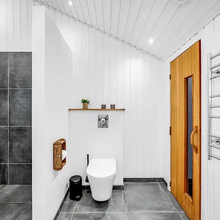 Ferienhaus Manko - 1km From The Sea By Interhome *